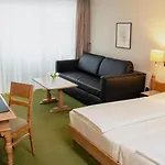 Western Premier Seehotel Krautkraemer מלון 4*