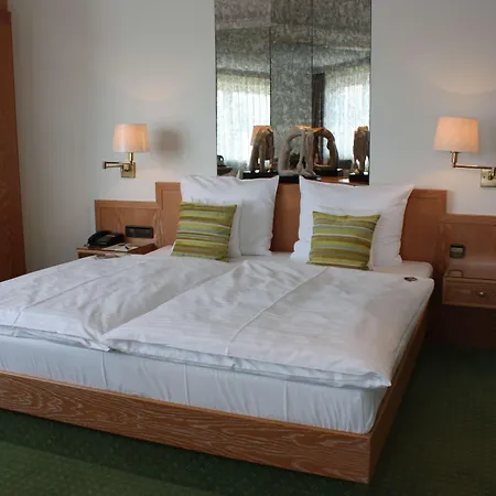 Отель Western Premier Seehotel Krautkraemer