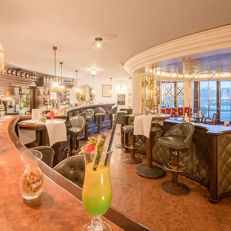 Отель Western Premier Seehotel Krautkraemer