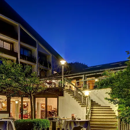 Отель Western Premier Seehotel Krautkraemer 4*